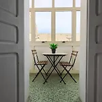 Cosy 5 אכסניה